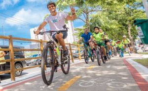 entrega-ciclovia-fernandes-lima-foto-itawi-albuquerque