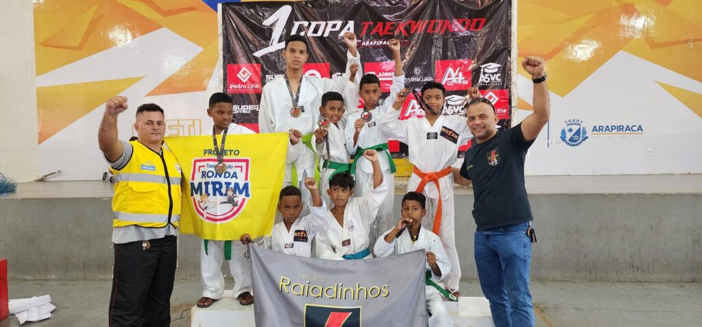 atletas-do-ronda-mirim-conquistam-ouro-e-bronze-na-copa-de-taekwondo-de-arapiraca