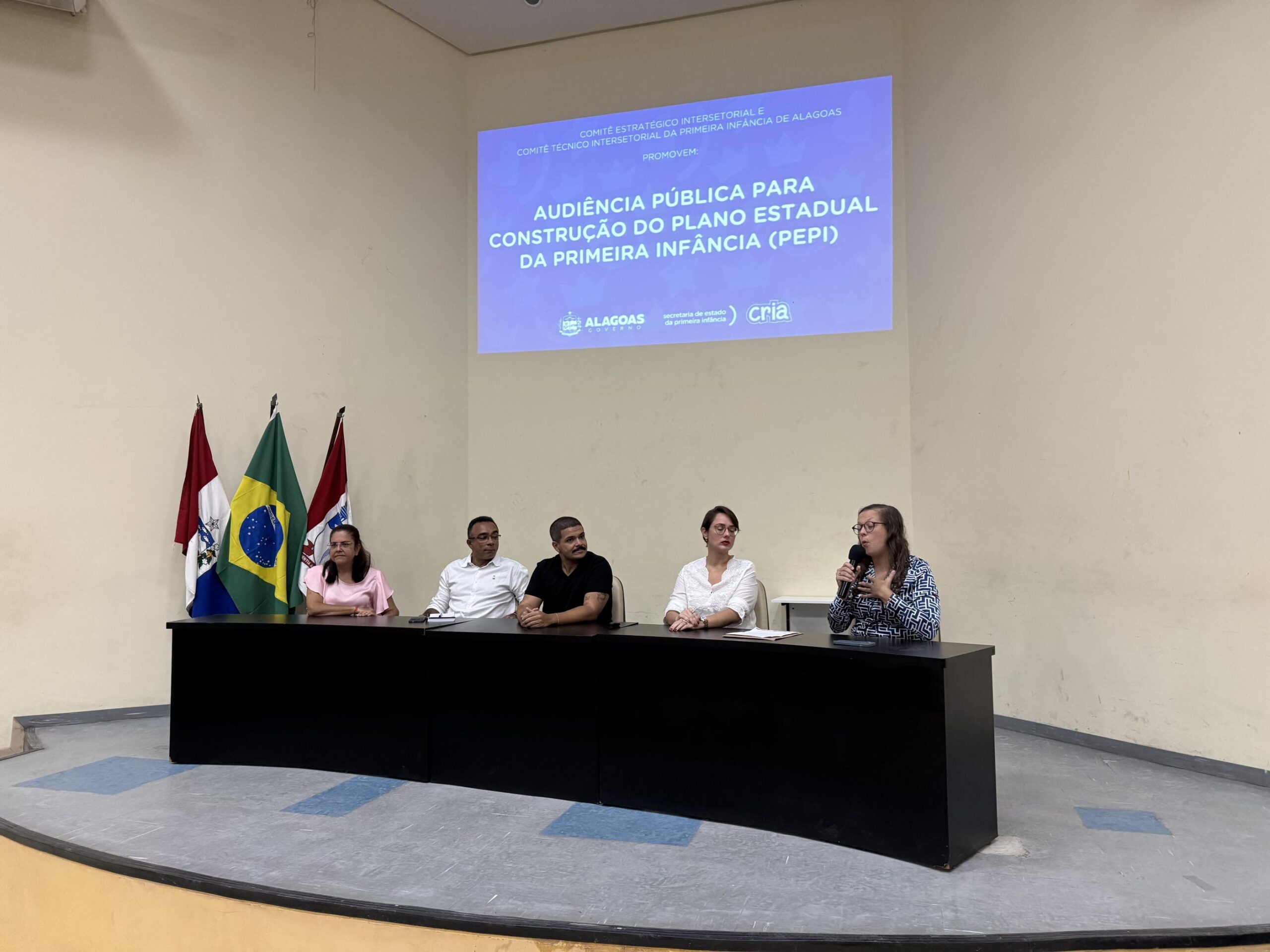 cria-promove-audiencia-publica-para-construcao-do-plano-estadual-da-primeira-infancia (1)