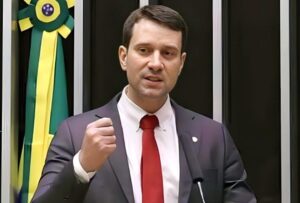 f03e0ae2-b5db-44f1-9a8d-4b88d57d5511
