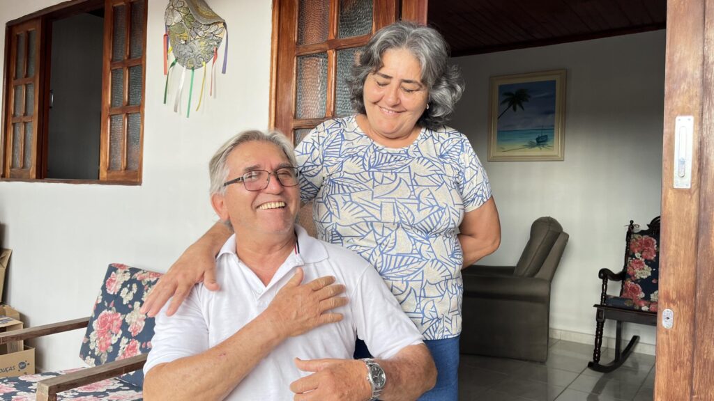 programa-bate-coracao-e-hge-salvam-vida-de-aposentado-que-sofreu-o-infarto-agudo-do-miocardio (1)