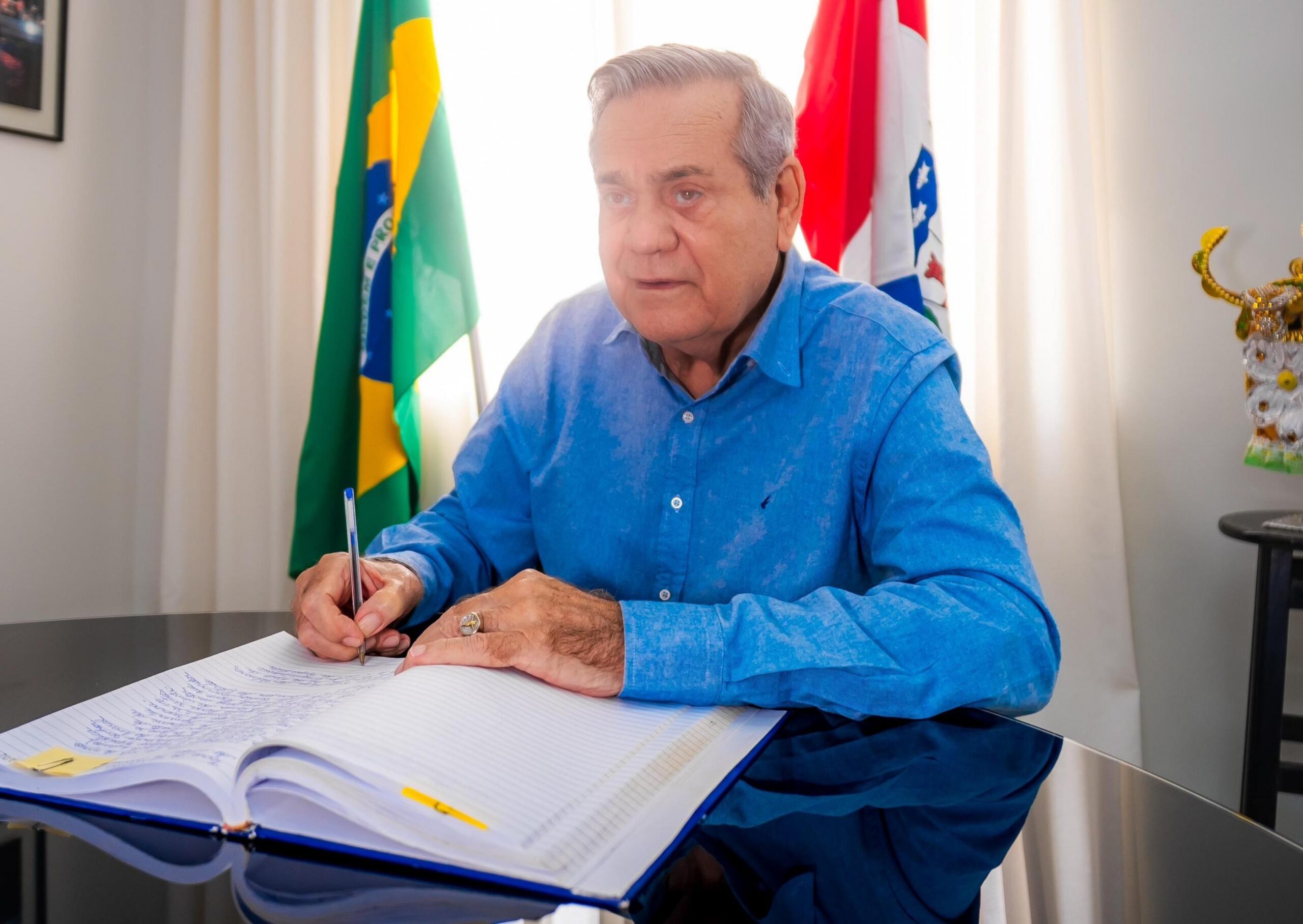 ronaldo-lessa-assume-governo-de-alagoas-com-foco-na-estabilidade-e-justica-social