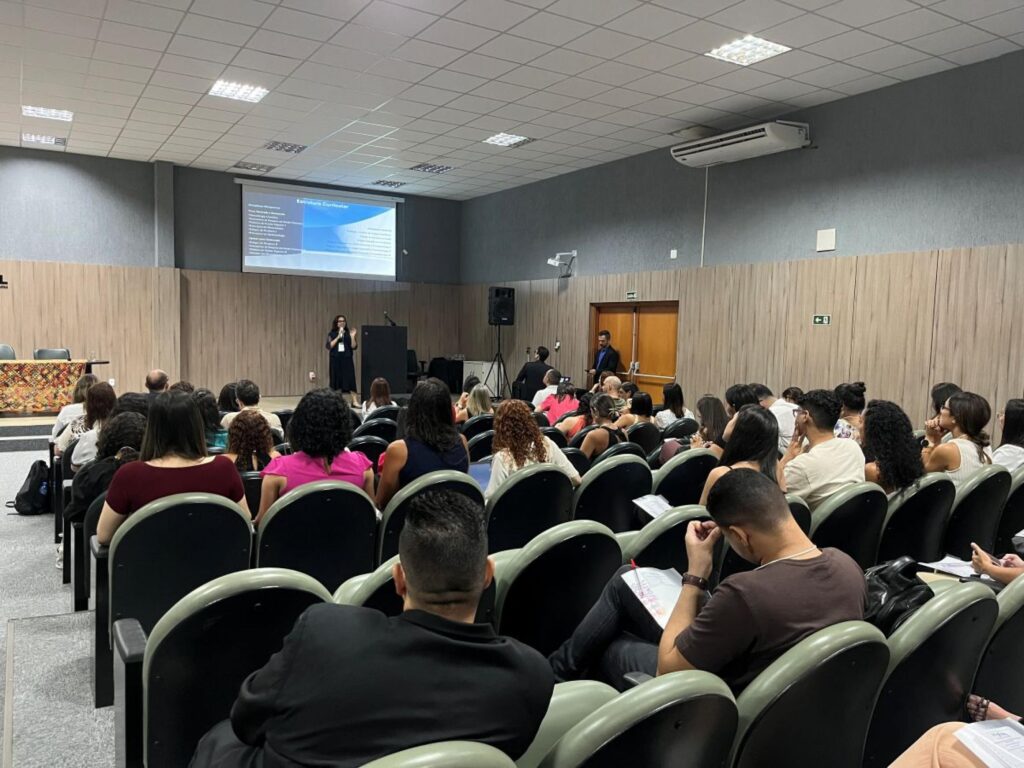 uncisal-sedia-vi-seminario-de-pesquisa-e-iii-forum-dos-egressos-do-programa-associado-em-fonoaudiologia (1)