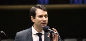 33b50cb48ffb661e5051833cfea60dfe2