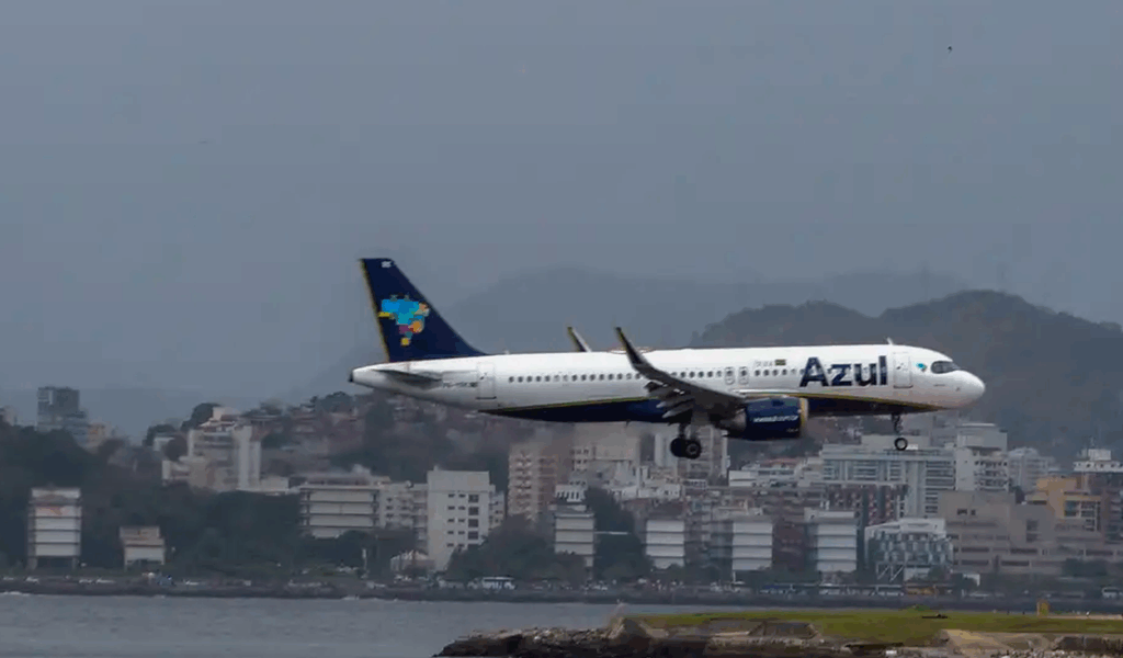 aviao-azul-foto-agbrasil-widexl