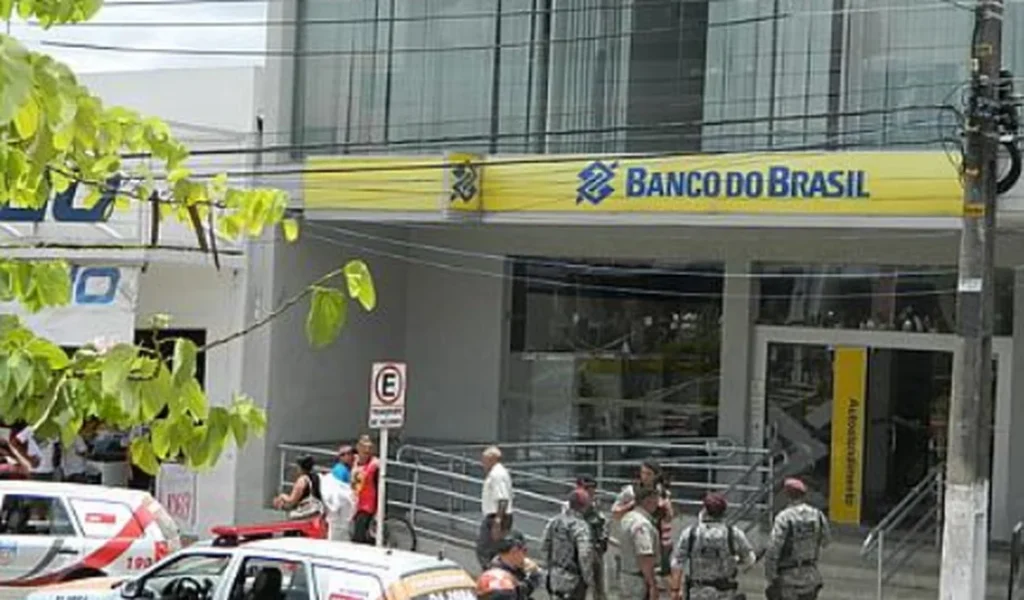 screenshot-2025-08-18-at-09-26-44-bandidos-furtam-envelopes-com-dinheiro-do-banco-do-brasil-alagoas-24-horas-lider-em-noticias-on-line-de-alagoas