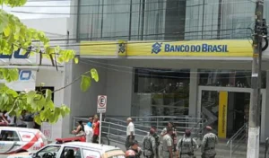 screenshot-2025-08-18-at-09-26-44-bandidos-furtam-envelopes-com-dinheiro-do-banco-do-brasil-alagoas-24-horas-lider-em-noticias-on-line-de-alagoas