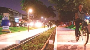 ee1ee91332bb4aa6e3d6a4f64ef764de