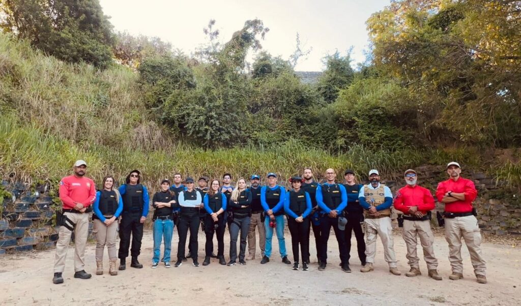 peritos-da-policia-cientifica-de-alagoas-concluem-curso-de-operador-de-pistola