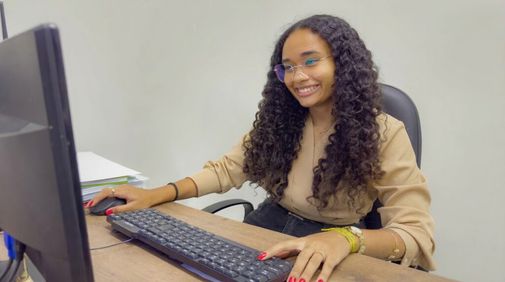 Quero_que_retire_esse_fichario_atras_da_moa_deix_s_delpmaspu