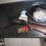 Mulher apontada como chefe de facção ligada ao Comando Vermelho está foragida em Alagoas