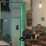 Funcionários surpreendem cliente e transformam aniversário solitário em momento emocionante em Porto de Pedras