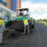 Corredores de tráfego em Arapiraca recebem melhorias de recapeamento e novo asfalto