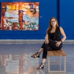 Exposição “Paisagens que Dançam, Folguedos e Tradições Alagoanas” apresenta pinturas e instalações de Simone Freitas no MUPA