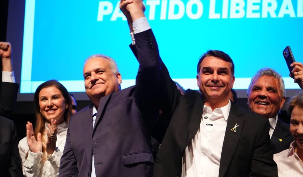 alfredo-gaspar-e-flavio-bolsonaro