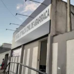 Discussão por ciúmes termina com mulher ferindo companheiro com faca em Arapiraca