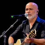Cantor Rick, da dupla com Renner, morre aos 59 anos em acidente de helicóptero